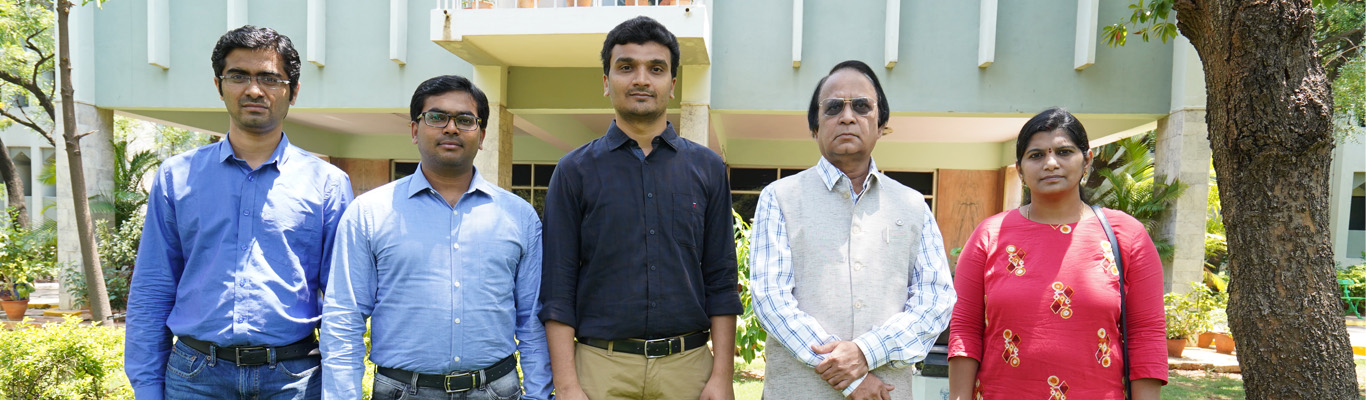 team-members-pic